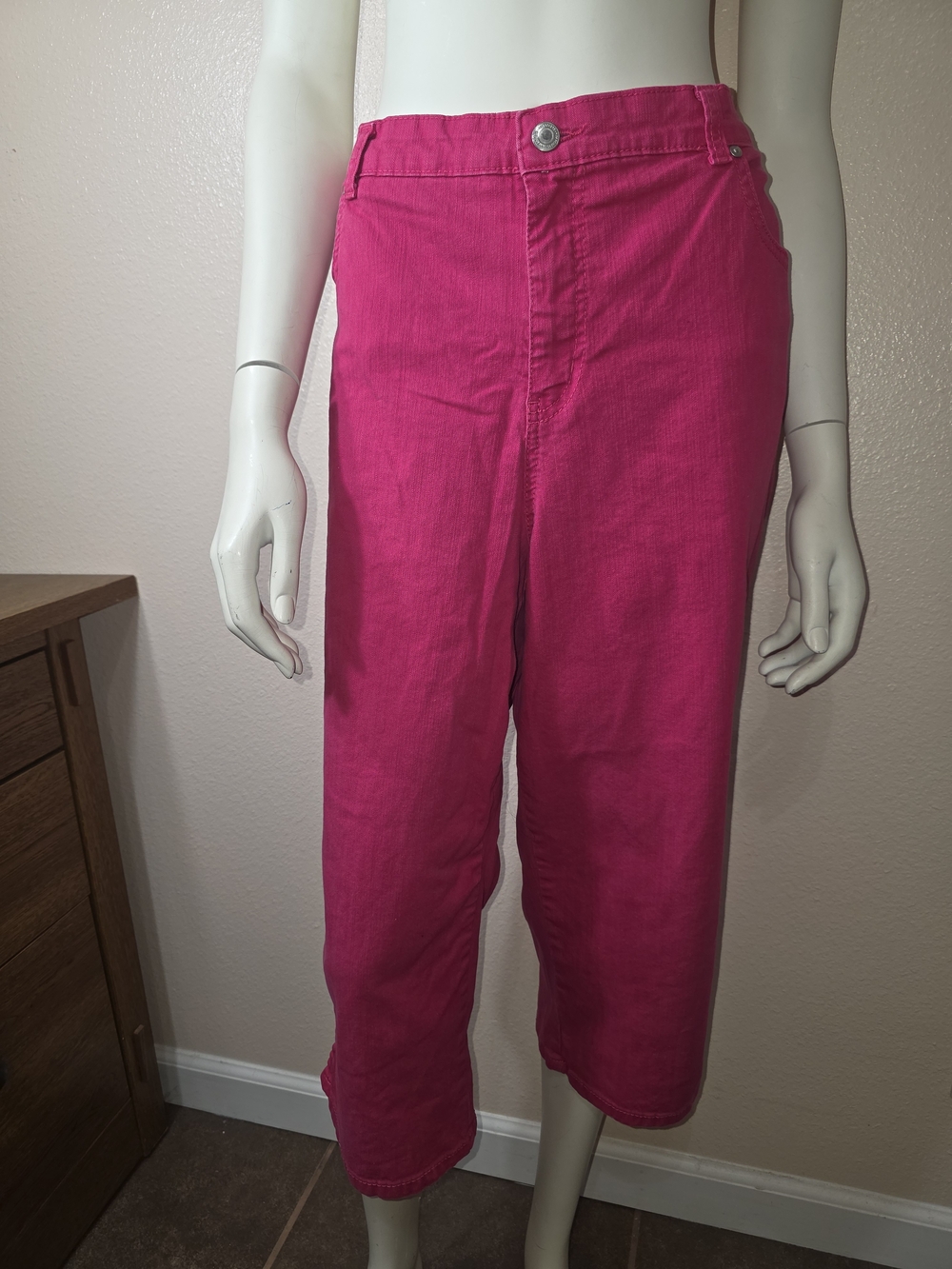 Kim Rogers Hot Pink Cropped Straight-Leg Pants